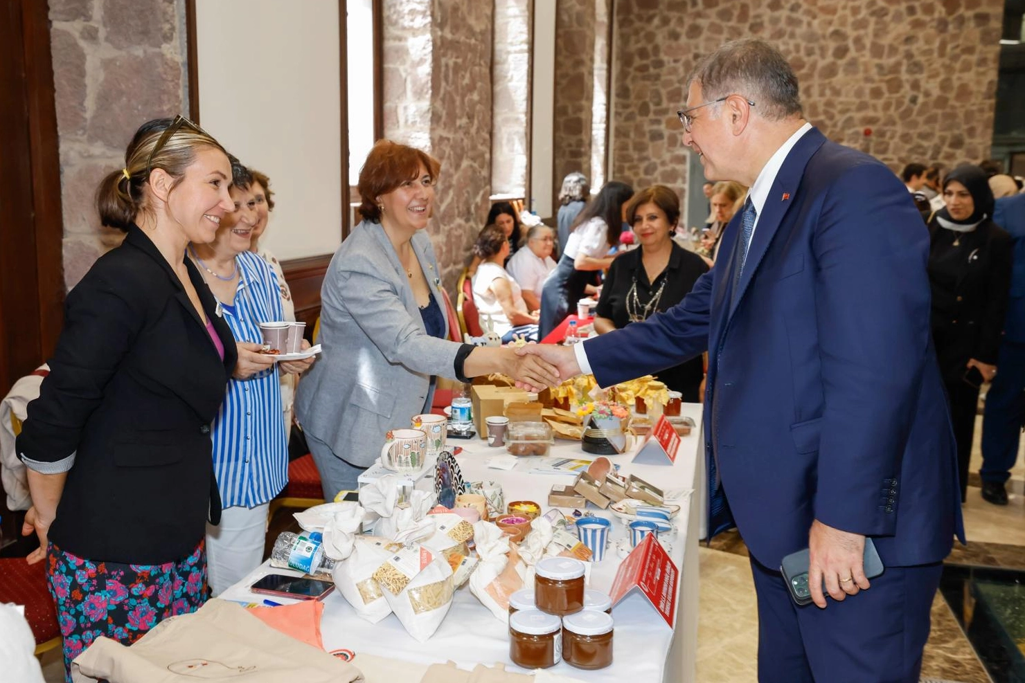 Başkan Tugay: İzmir 'Kadın Dostu Kent' olmayı sürdürecek
