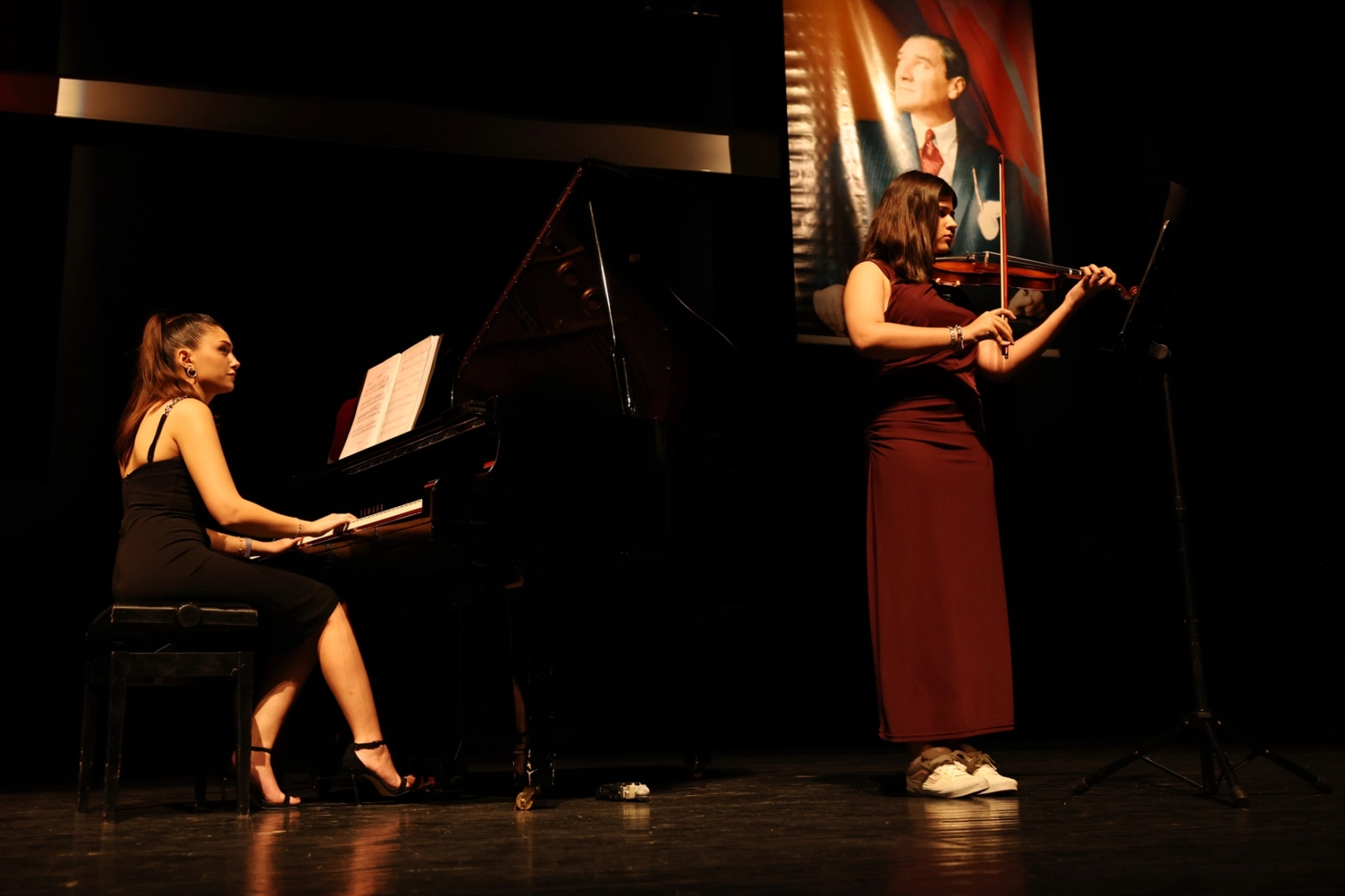 Bursa Nilüfer’de yıl sonu konserleri başladı