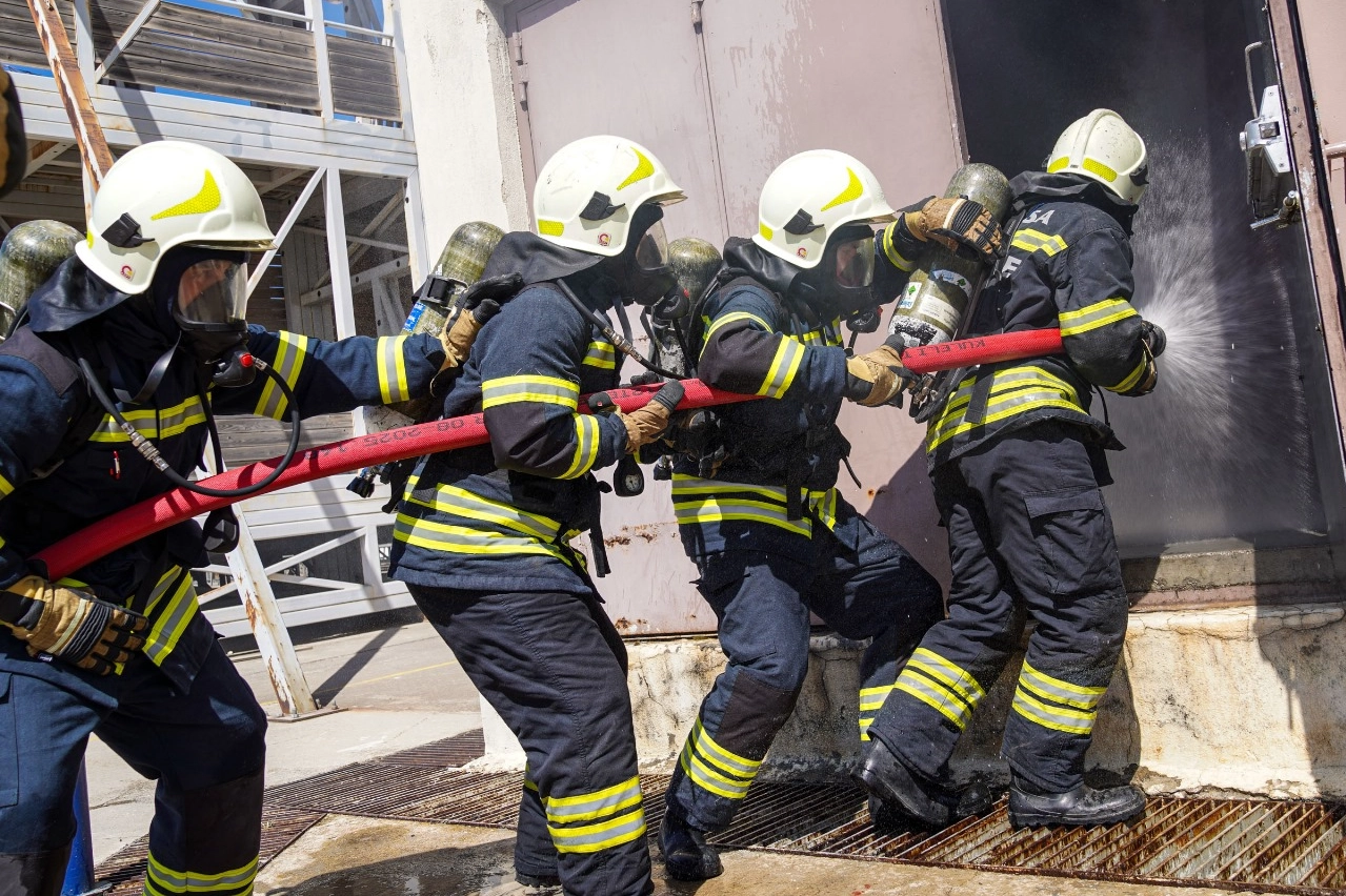 İzmir ve Manisa itfaiyeleri afetlere karşı güçlerini birleştirdi